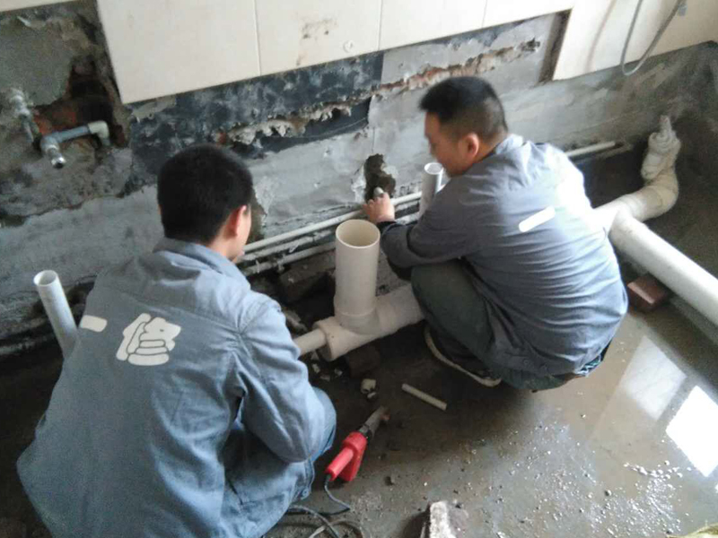 安裝管道防水施工要點(diǎn)，安裝后增壓測試